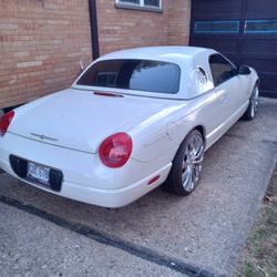 2002 Ford Thunderbird