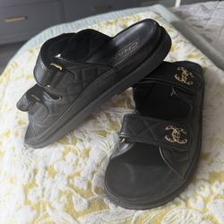 *NEW* Black Quilted Leather Open-Toe Dad Chain Sandals (Women’s)