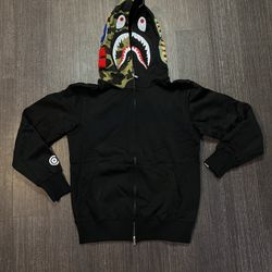 Bape Zip-up, Small (check out my page 🔥) 