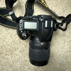 Nikon D90 SLR