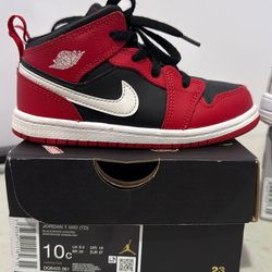 Used 10c Jordan sneakers