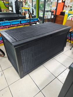 260 gallon outdoor storage deck box