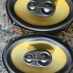 JL Audio 6><9 Speakers