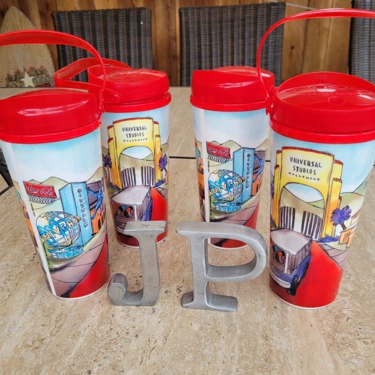 Universal Studios Hollywood 2020 Reusable cups includes strap & straws