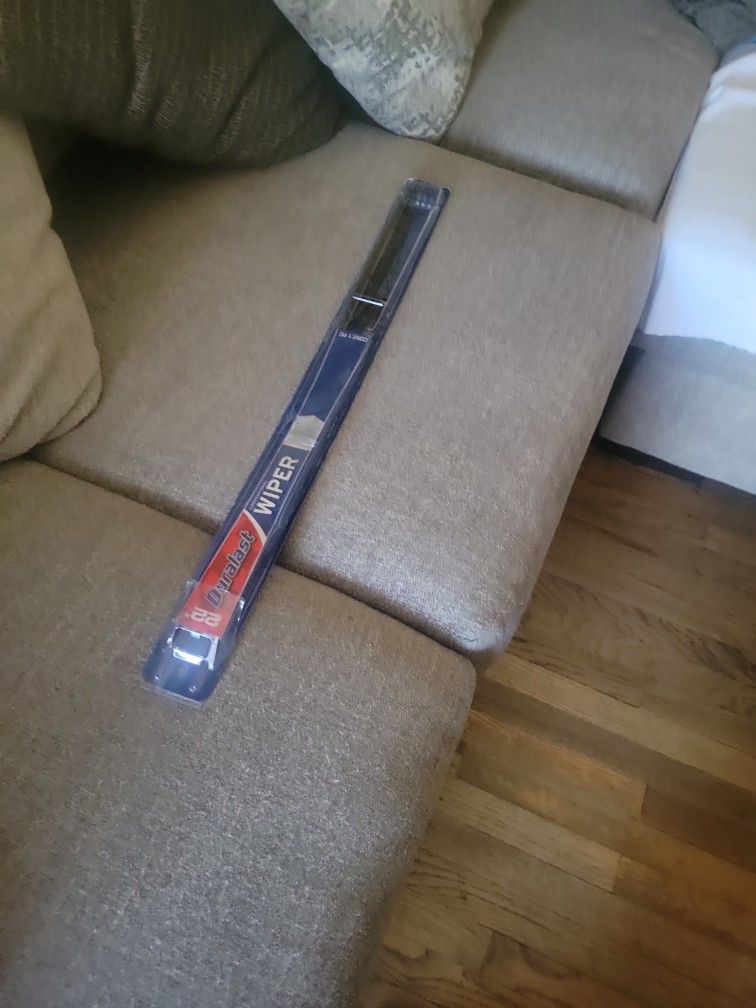 Duralast Wiper 22"