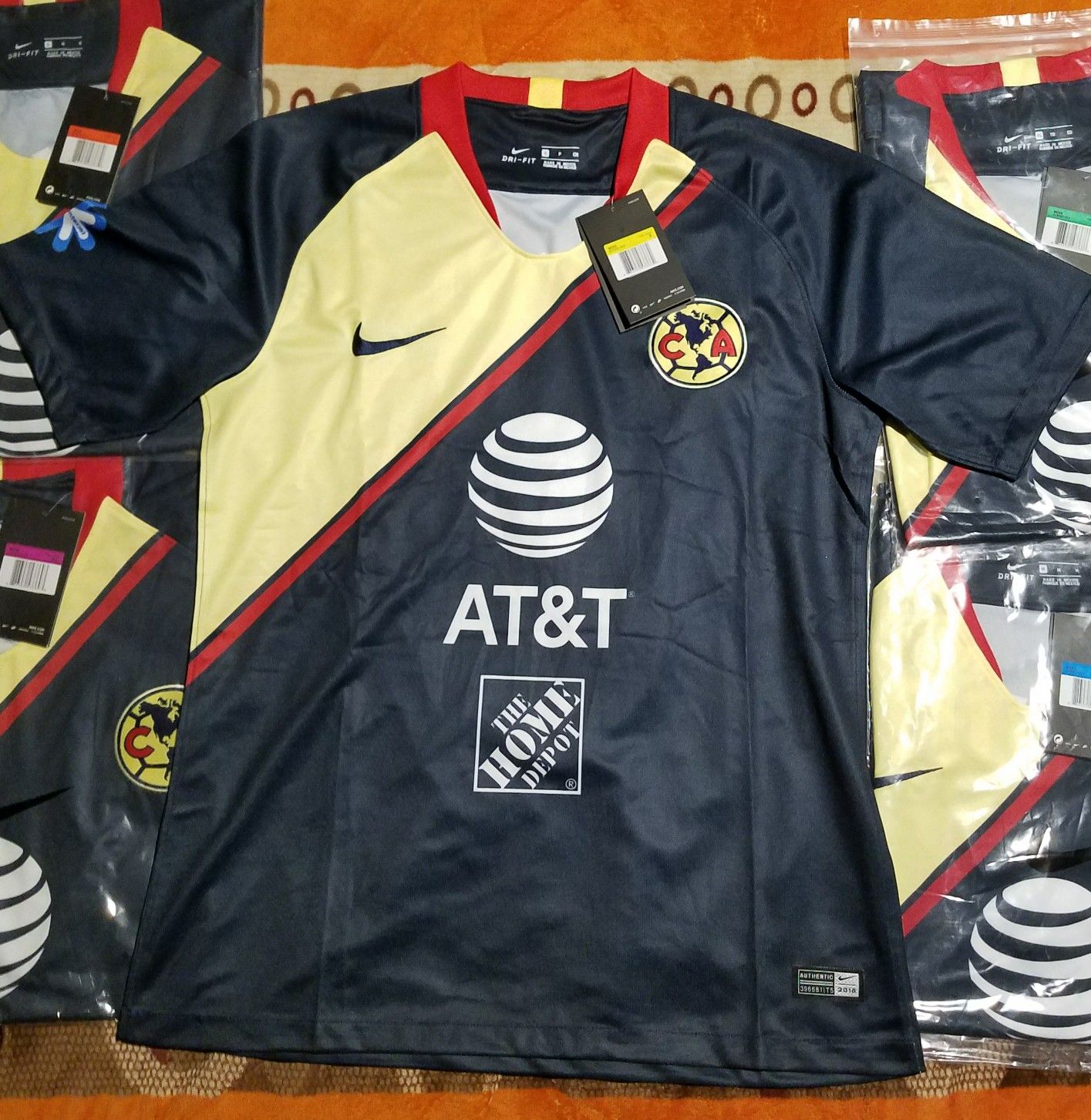 CA Official Merchandise Club America Soccer Jersey Size (Medium)