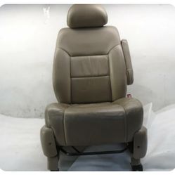 1(contact info removed) TOYOTA SIENNA FRONT RIGHT LEATHER SEAT W/ HEADREST OEM