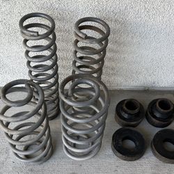 99-04 Jeep Grand Cherokee WJ Rough Country 4” Lift. 