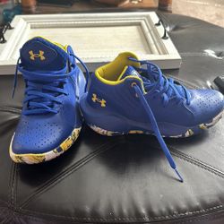 Under Armor Youth 4Y Sneakers