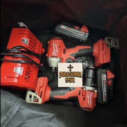 M18 18V Lithium-Ion Brushless Cordless Compact Drill/Impact Combo Kit (2-Tool) w/(2) 2.0 Ah Batteries, Charger & Bag