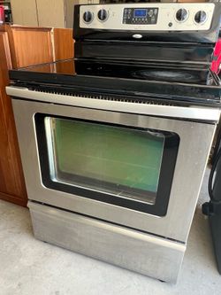 Whirlpool electric oven and range.