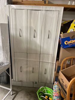 White storage dresser