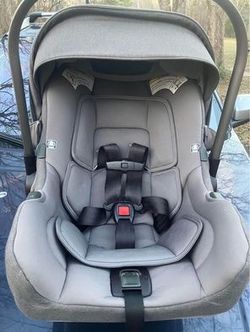 Nuna Car Seat/ Base And Support Leg! 