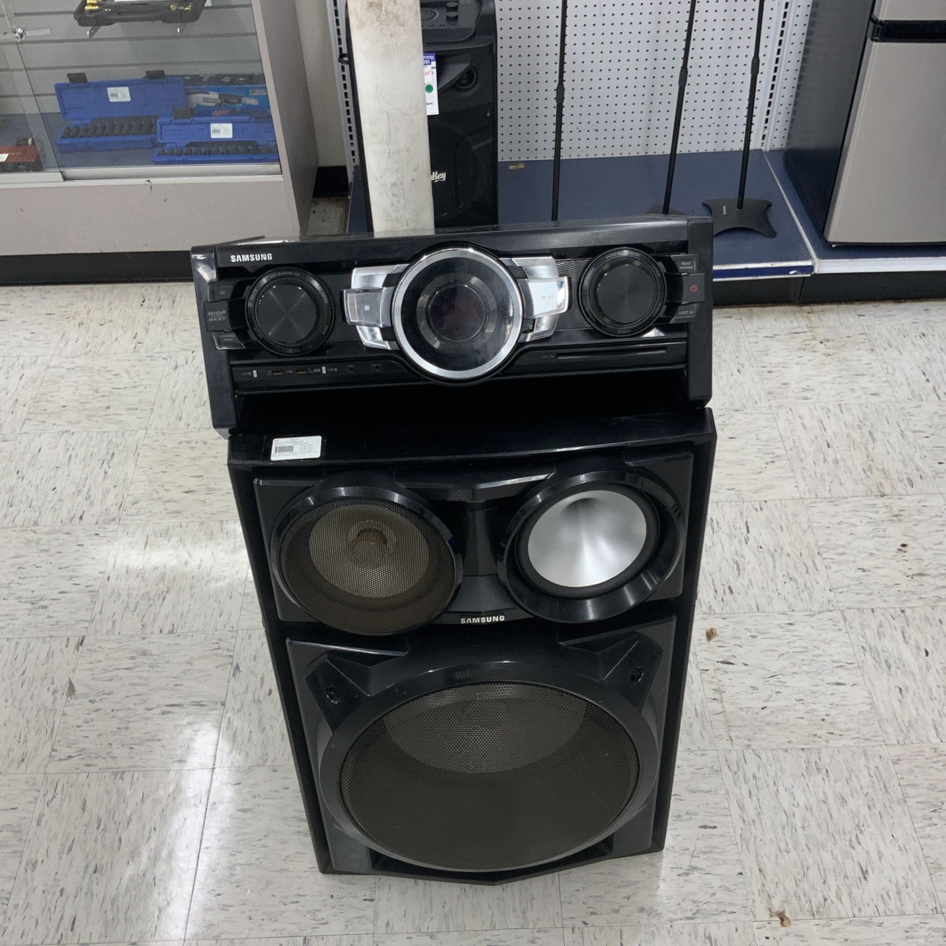 Samsung Giga Soundsystem 