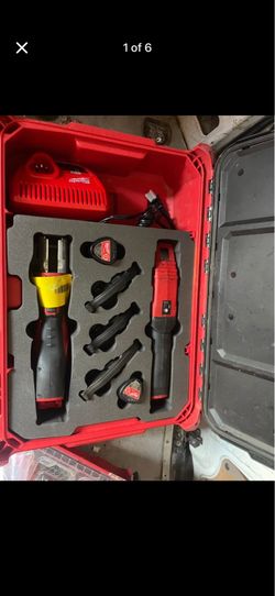Milwaukee M12 pro press kit include copper cutter, Barry and charger