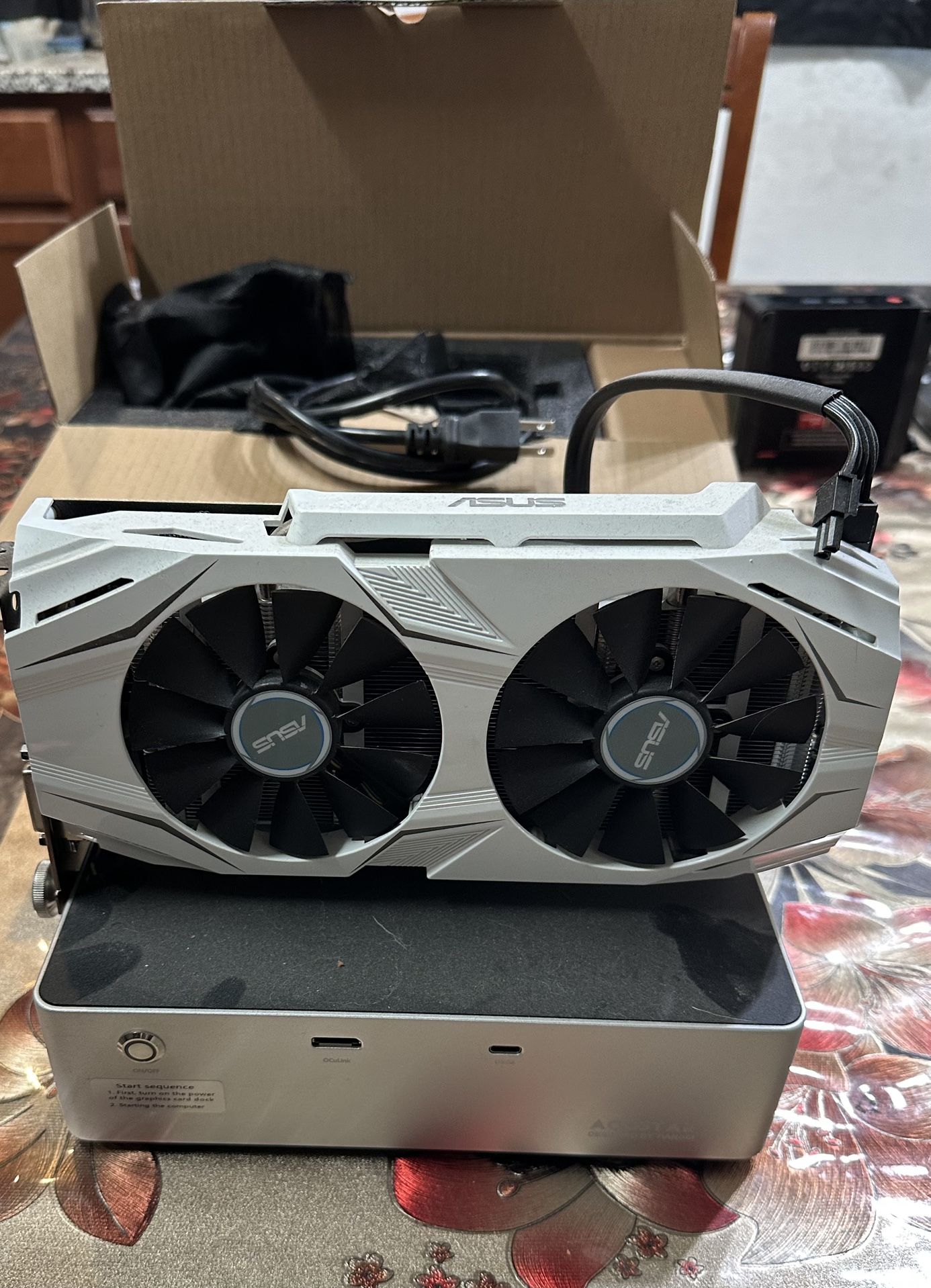 AOOSTAR AG02 eGPU Dock Portable eGPU with Oculink Port/USB4