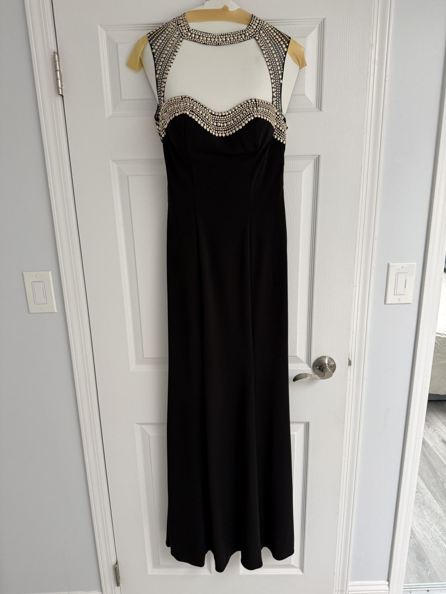 ✨Stunning Custom Made Gown From Westchester by Boutique Originally $550✨