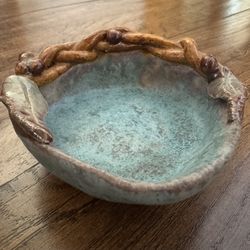 Art Pottery Trinket Dish - Leaf/Vine Design