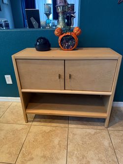 Cabinet New just out of the box Threshold Sandpoint Wood
