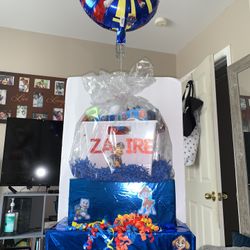 CUSTOM Christmas Giftsets/ Baskets for KIDS: Toys/ Games/ Stuffies & So Much More!! *PRICES VARY!!*