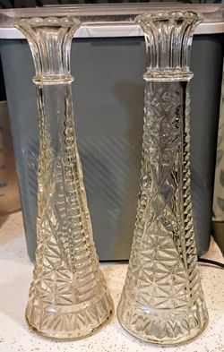 Pair of bud vases