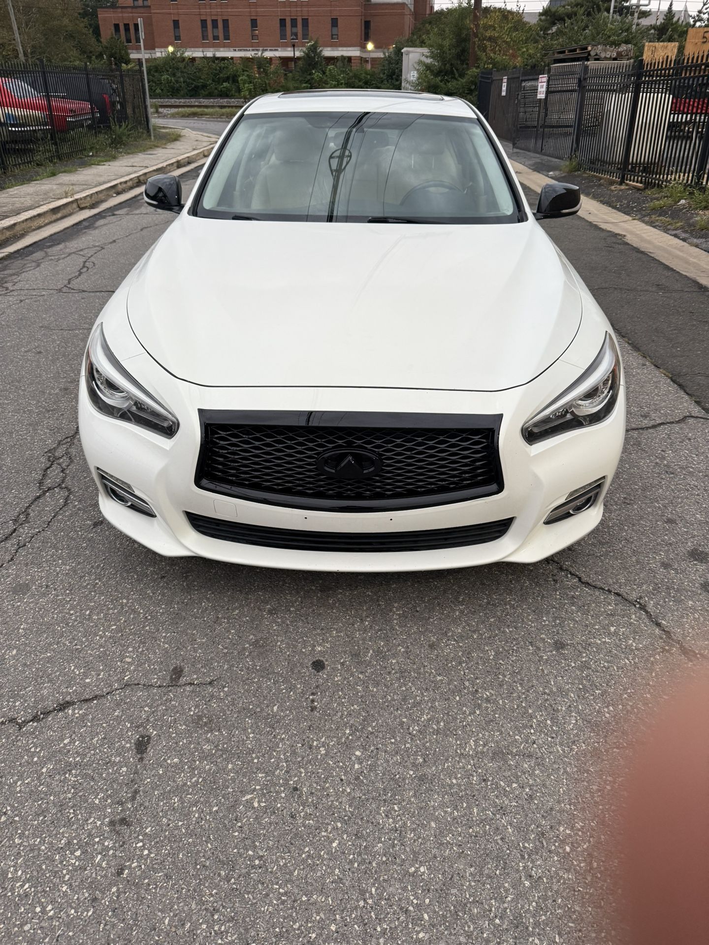 2015 Infiniti Q50