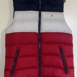 Tommy Hilfiger puffer vest size small