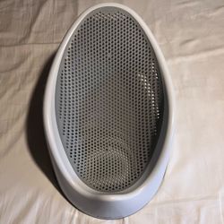 Baby bath tub