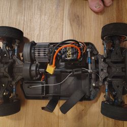 Team Associated Apex 2