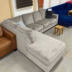 Brand New// Gray Sectional,seccional, Couch/ Delivery Available 