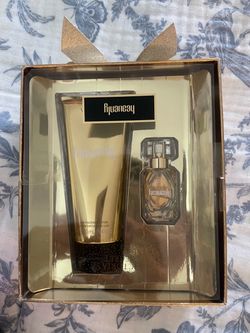 Victoria’s Secret Heavenly mini set
