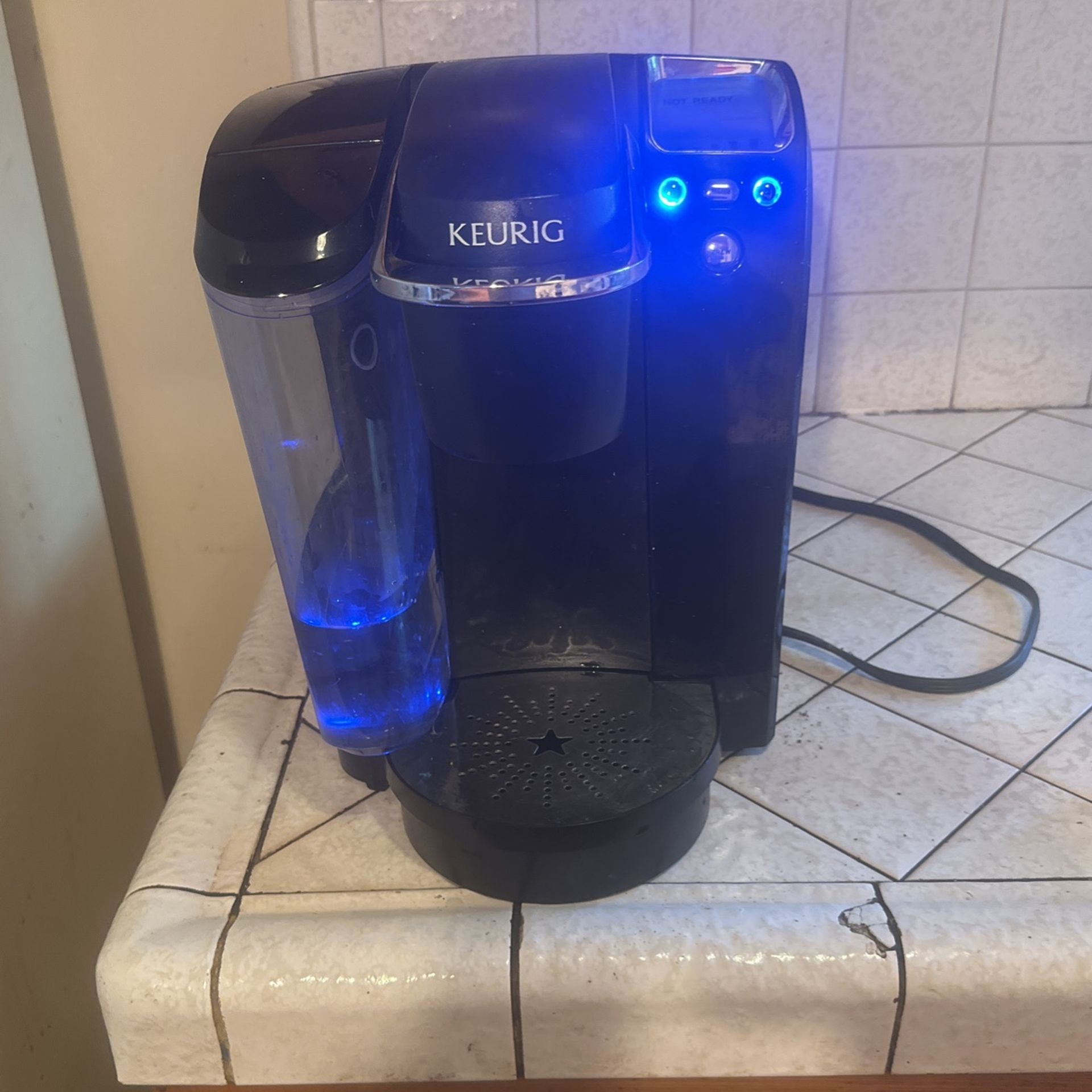 Amazing Keurig Machine Makes Four Different Sizes Of Mugs, Working Perfect Condition