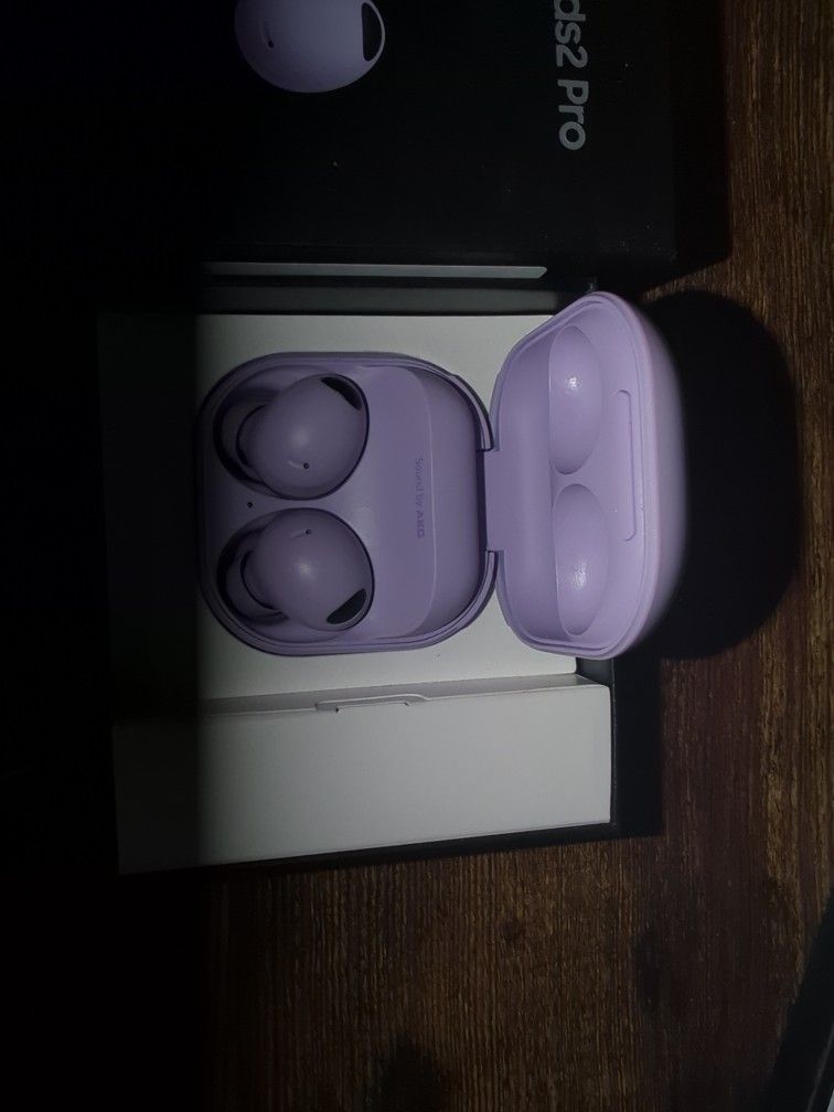 Samsung Galaxy Buds2 Pro. Violet
