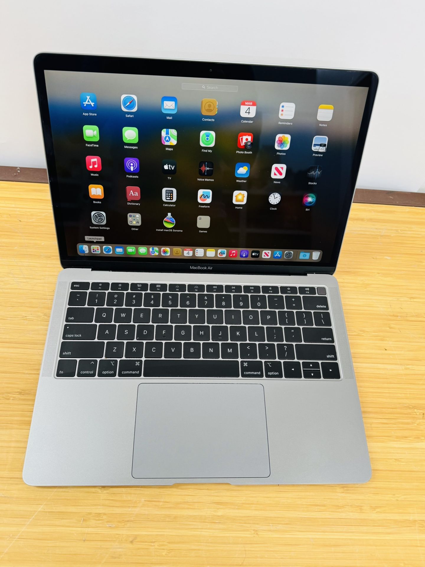 Apple MacBook Air 512GB 16GB - 18