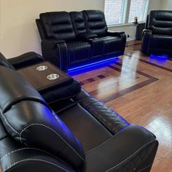 Salas Negras Con 40 De Enganche 