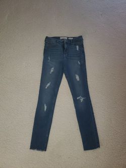 Hollister Ripped Distressed Jeans 7R 28/30