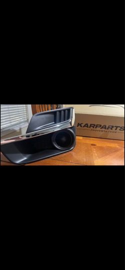 🔥 Subaru Impreza Fog gLight Cover (Driver Side) | NEW in Box | KarParts360 🔥