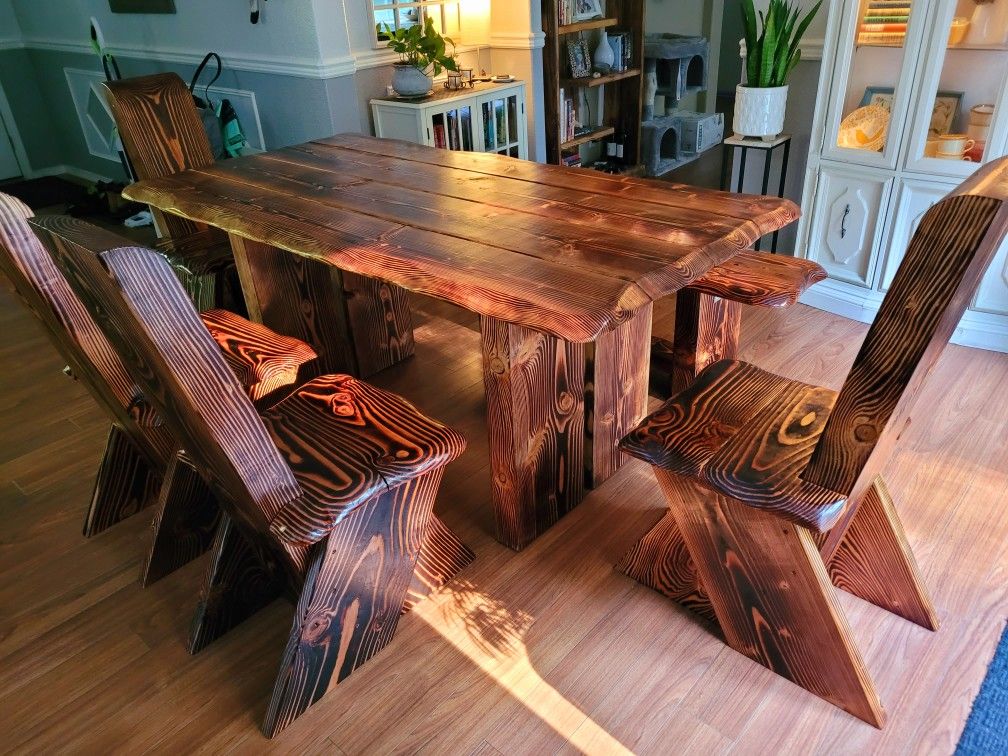 Rustic Log Cabin Dining Room Table Set for Sale in Graham, WA - OfferUp