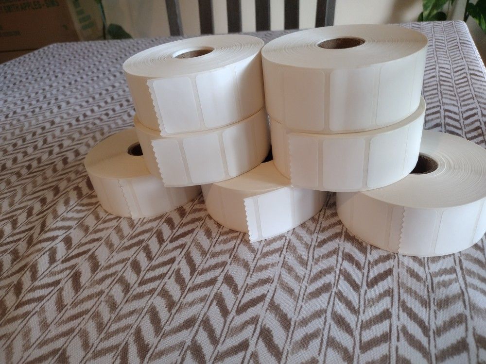 Labels | 7 Rolls | 2000 Labels each roll