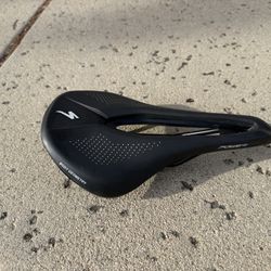Specialized power saddle