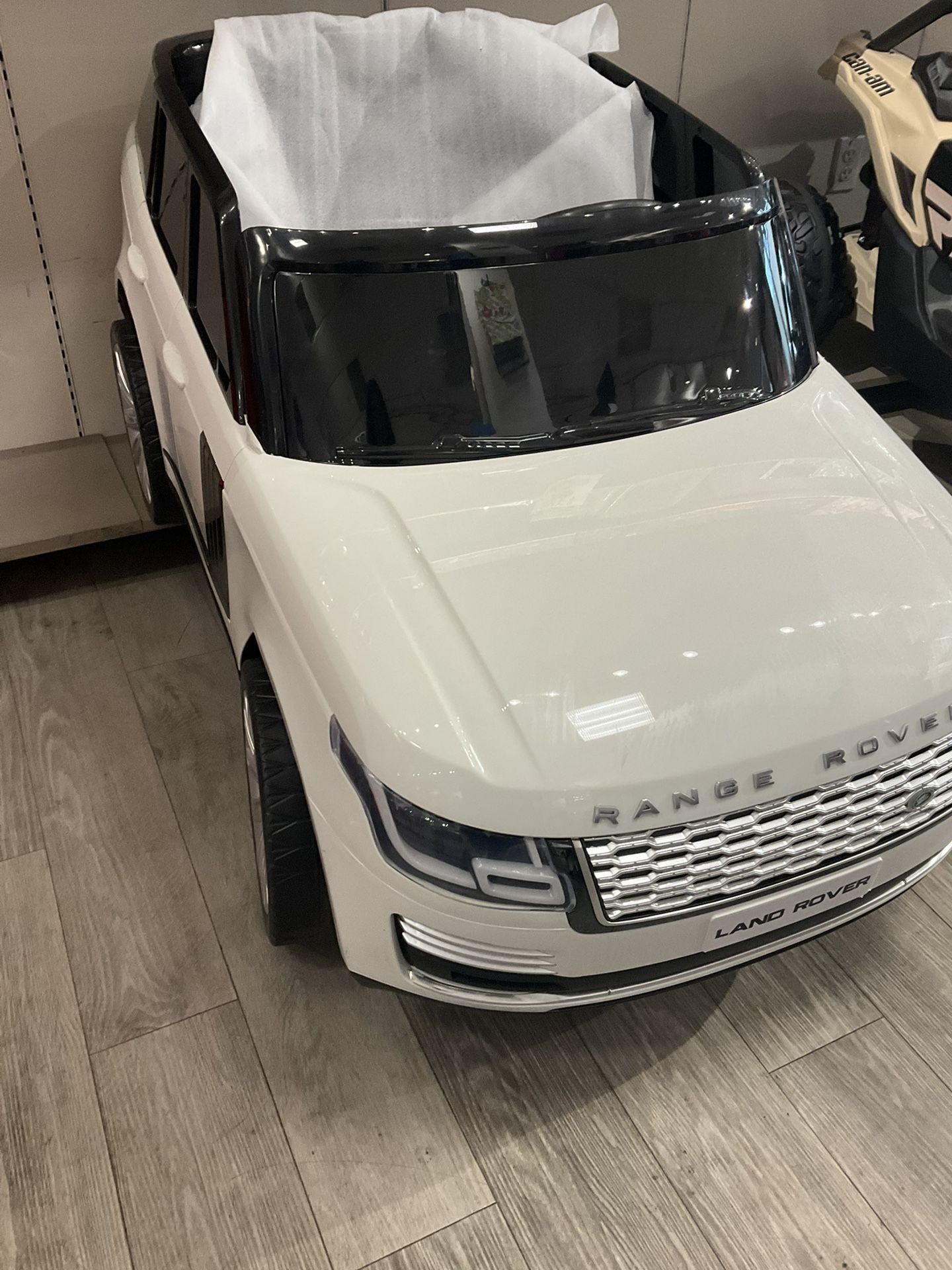 24V Kids Range Rover 🤍🩷