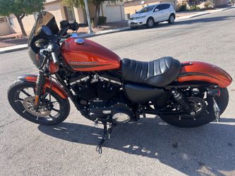 Harley Iron 883