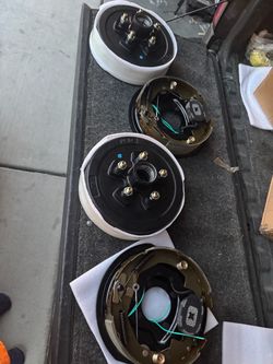 Trailer hubs breaks