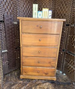 Dresser 5 drawers