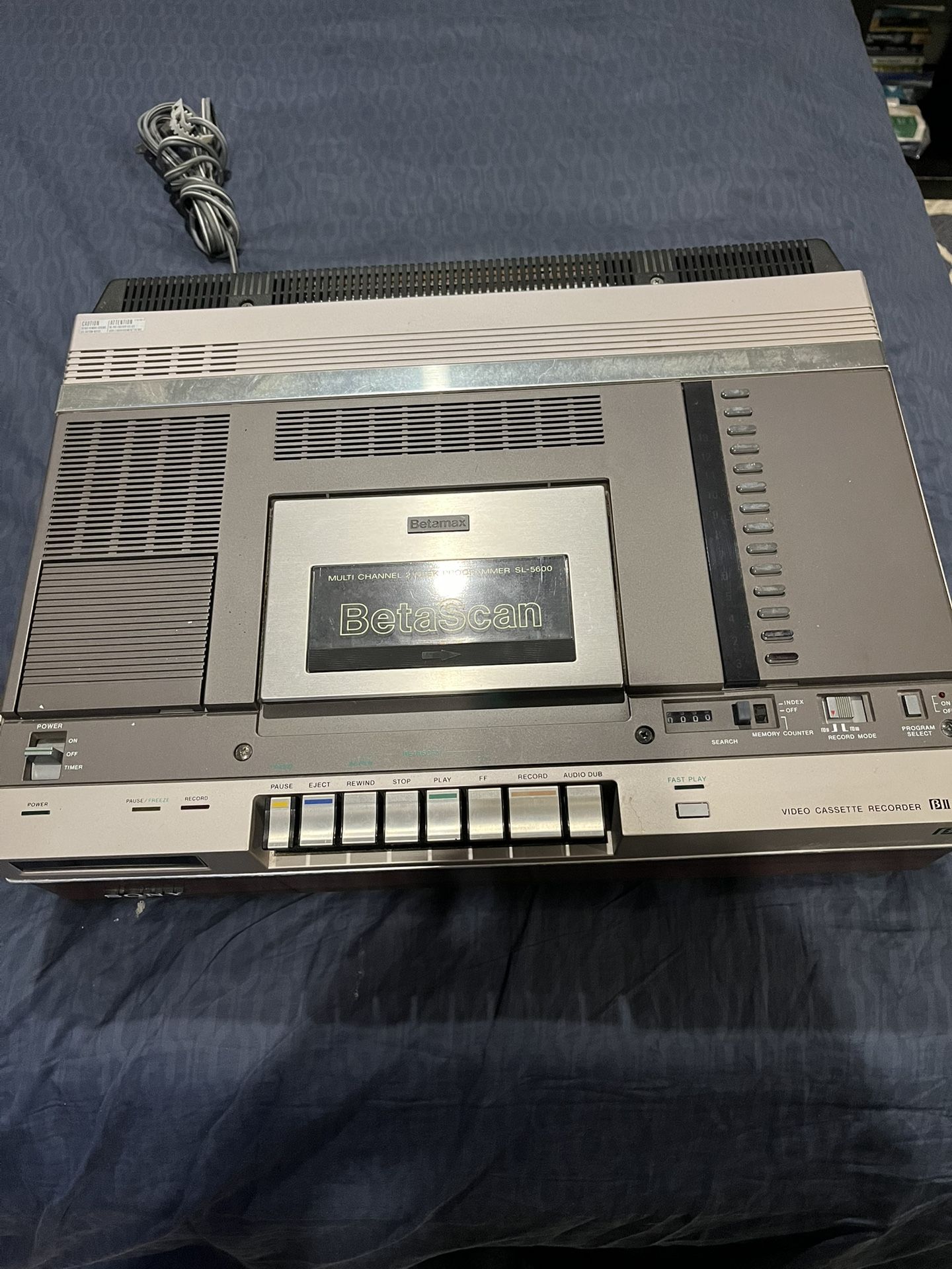 Sony Betamax SL-5600