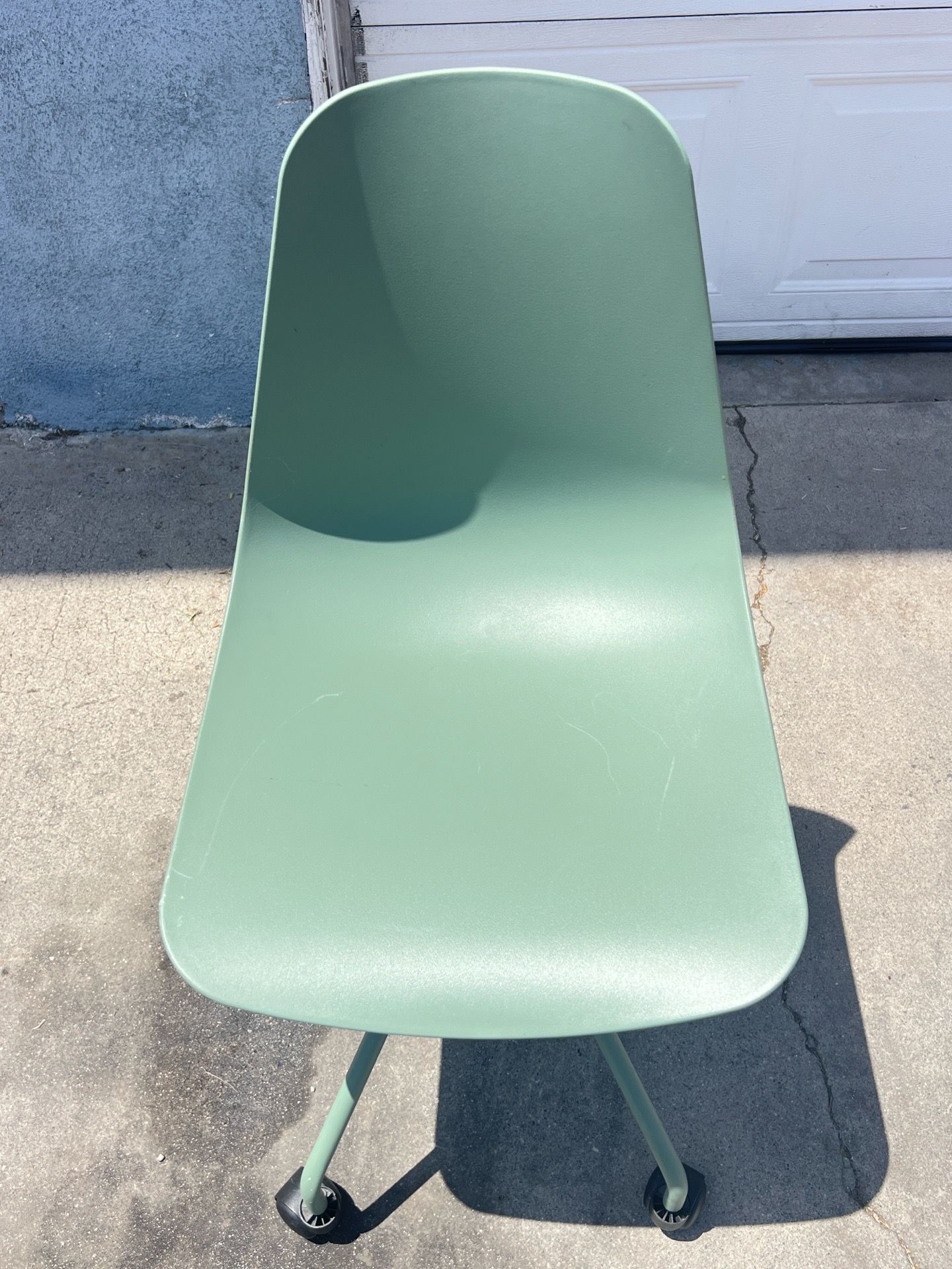 Desk chair