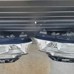 2019-2024 DODGE RAM 2500 HEADLIGHTS