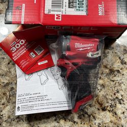 Milwaukee Impact Wrench M12 M18