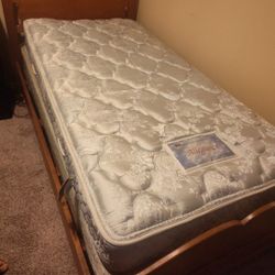 Serta Twin Mattress Box Spring ,Headboard 