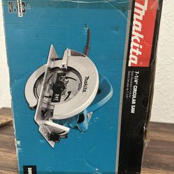 Makita Saw 71/4 New 